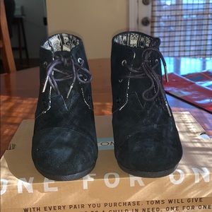 Toms Black Suede Wedges. Brand New. Size 7